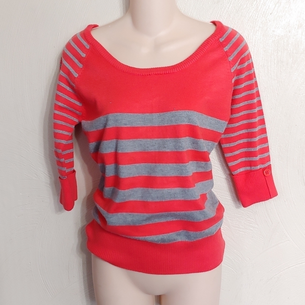 Poof Coral & Gray Stripe 3/4 Sleeve Scoop Neck Sweater Top Size Junior's Medium